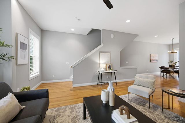 3118 Woodburn Avenue, Cincinnati, OH 45207