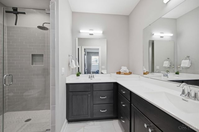 3118 Woodburn Avenue, Cincinnati, OH 45207
