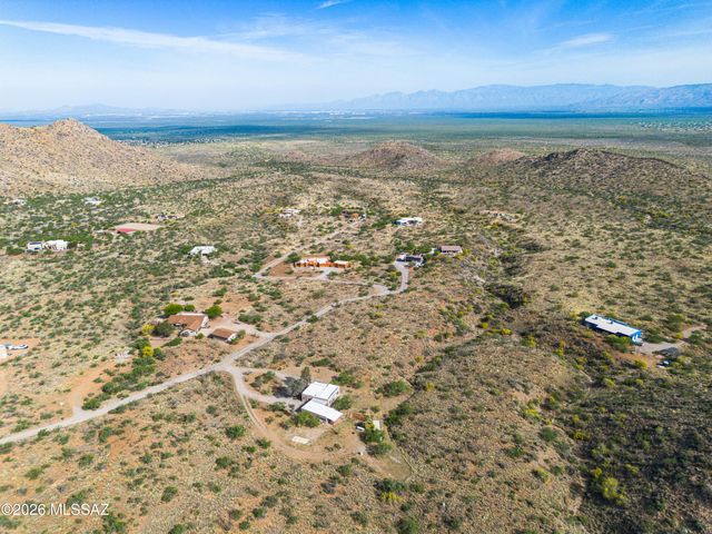 17963 S Via Del Minero, Vail, AZ 85641