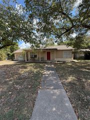 515 Patterson Drive, Mansfield, TX 76063