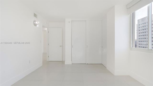 850 N Miami Ave W-1707, Miami, FL 33136