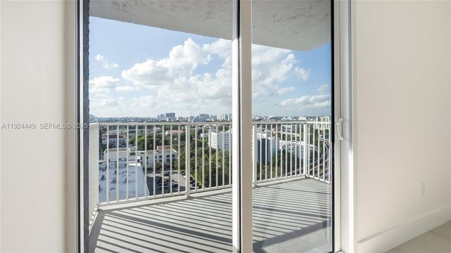 850 N Miami Ave W-1707, Miami, FL 33136