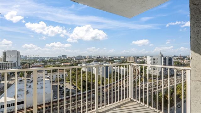 850 N Miami Ave W-1707, Miami, FL 33136