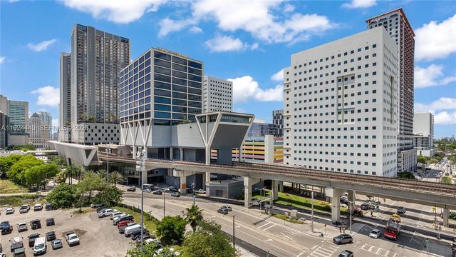 850 N Miami Ave W-1707, Miami, FL 33136