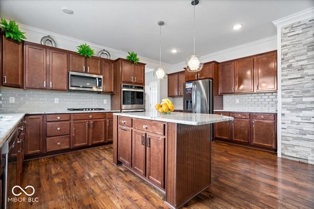 359 Morningside Drive, Brownsburg, IN 46112