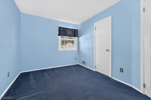 267 Seville Ct, Bridgewater Twp., NJ 08807