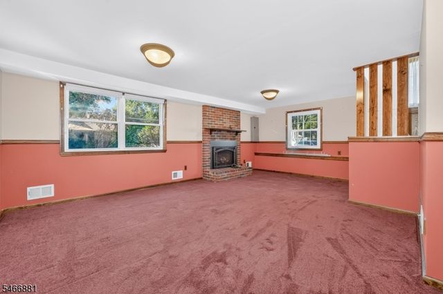 267 Seville Ct, Bridgewater Twp., NJ 08807
