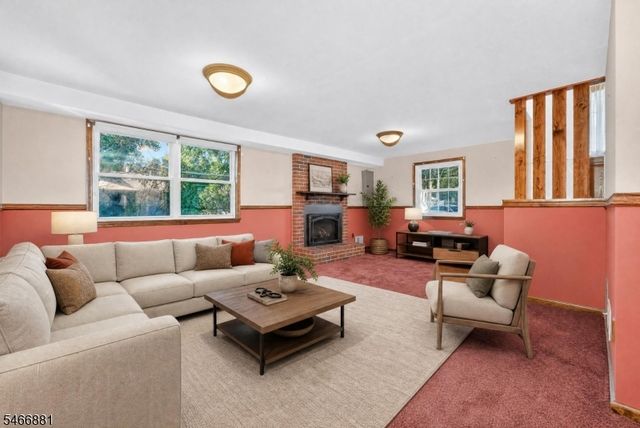 267 Seville Ct, Bridgewater Twp., NJ 08807