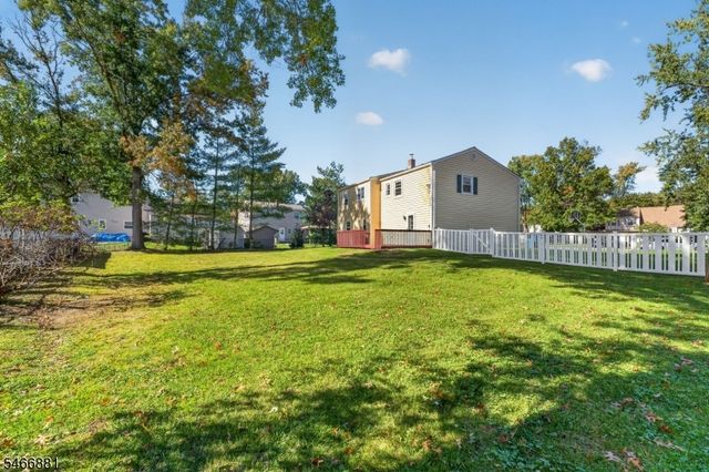 267 Seville Ct, Bridgewater Twp., NJ 08807
