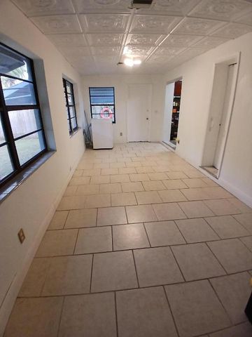 239 Gulfstream Boulevard, Boynton Beach, FL 33435