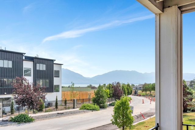 2316 S LONG DR, Saratoga Springs, UT 84045