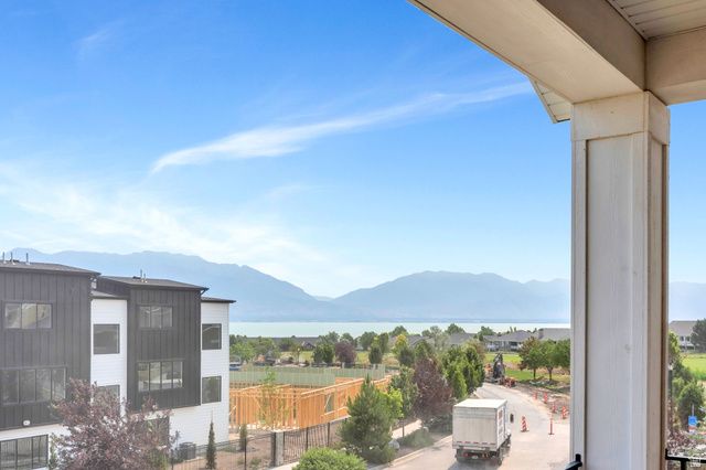 2316 S LONG DR, Saratoga Springs, UT 84045