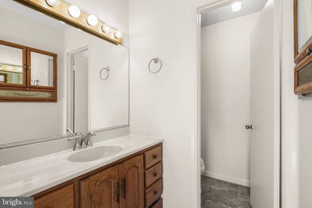14104 LINDENDALE RD, Woodbridge, VA 22193