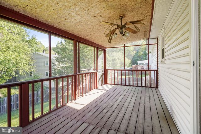 14104 LINDENDALE RD, Woodbridge, VA 22193