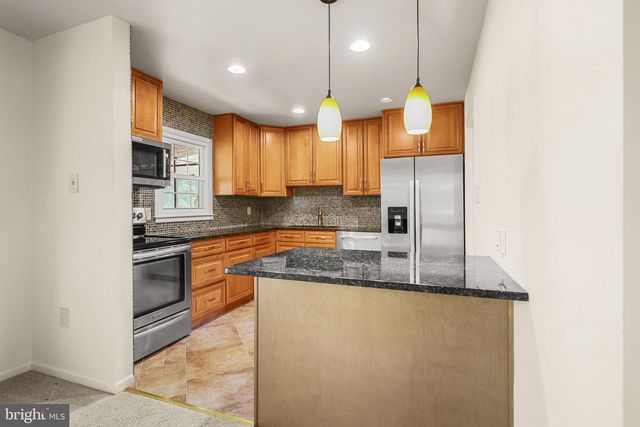 14104 LINDENDALE RD, Woodbridge, VA 22193