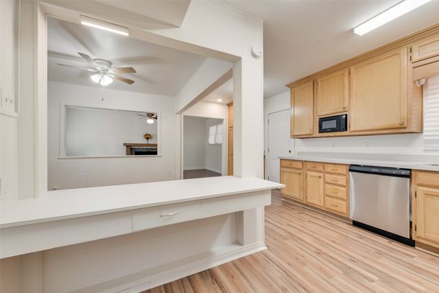 1104 Trinity View Street, Irving, TX 75060