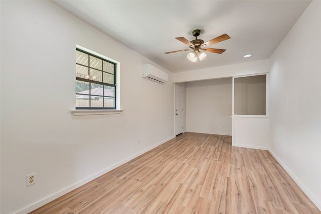 1104 Trinity View Street, Irving, TX 75060