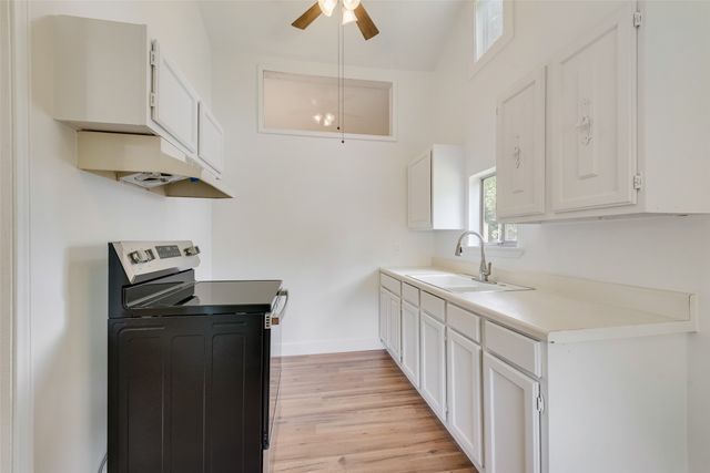 1104 Trinity View Street, Irving, TX 75060