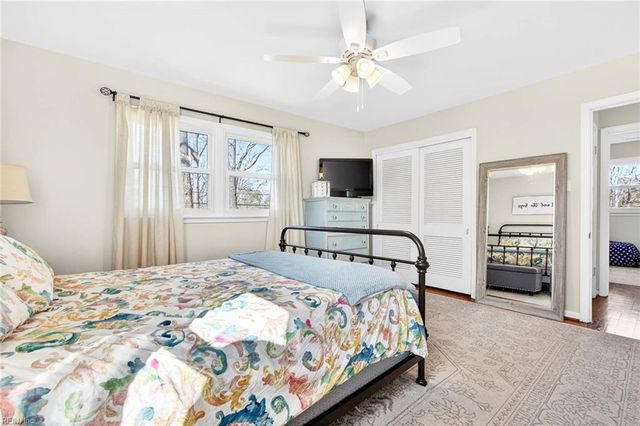 604 Kings Grant RD, Virginia Beach, VA 23452