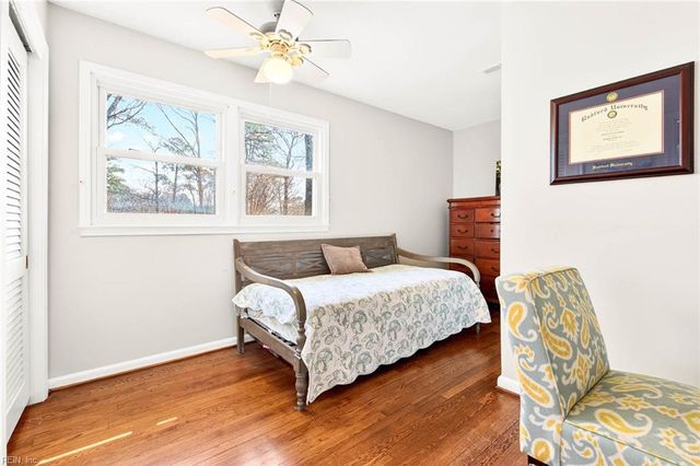 604 Kings Grant RD, Virginia Beach, VA 23452