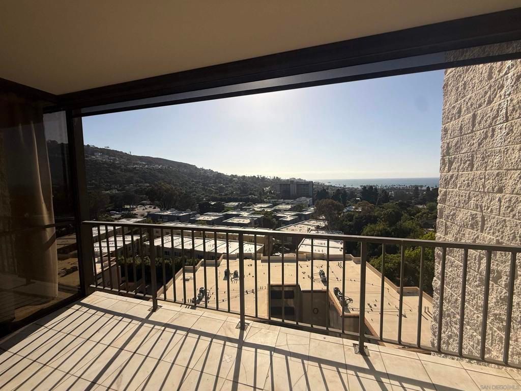 2500 Torrey Pines Rd 803, La Jolla, CA 92037