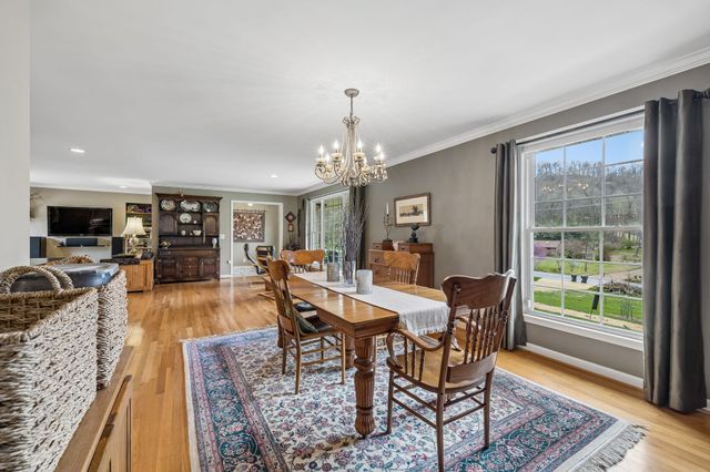 808 Rodney Dr, Nashville, TN 37205