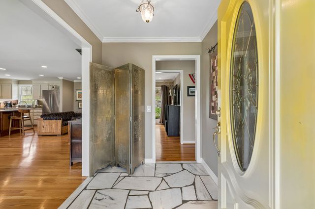 808 Rodney Dr, Nashville, TN 37205