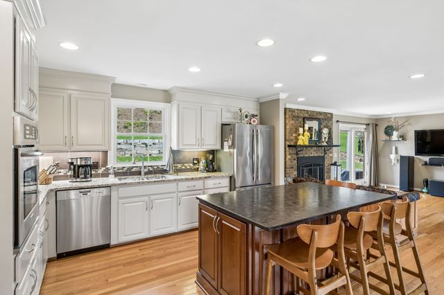 808 Rodney Dr, Nashville, TN 37205