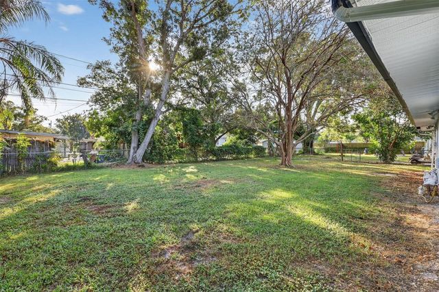 559 VINE AVENUE, Dunedin, FL 34698