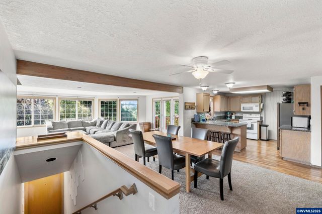 1589 Kenard St NW, Salem, OR 97304