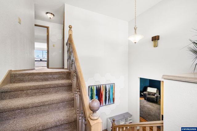 1589 Kenard St NW, Salem, OR 97304