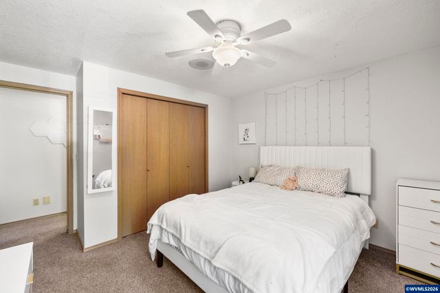 1589 Kenard St NW, Salem, OR 97304