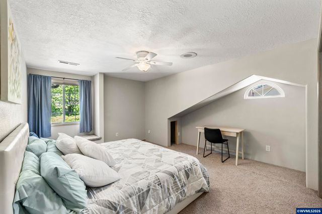 1589 Kenard St NW, Salem, OR 97304