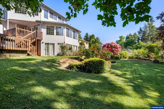 1589 Kenard St NW, Salem, OR 97304