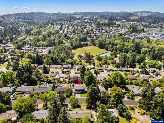 1589 Kenard St NW, Salem, OR 97304