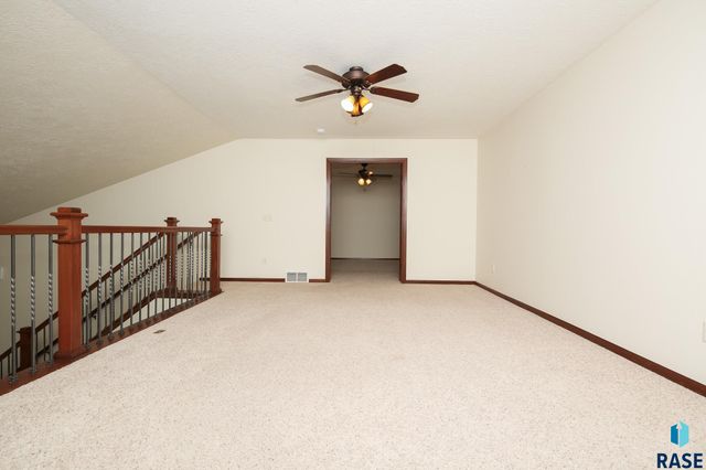 8103 S Brenda Pl Place, Sioux Falls, SD 57108