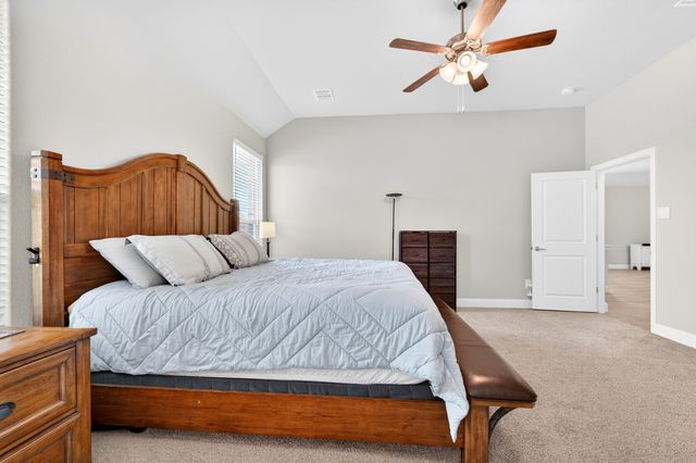 829 Poppie Lane, Midlothian, TX 76065