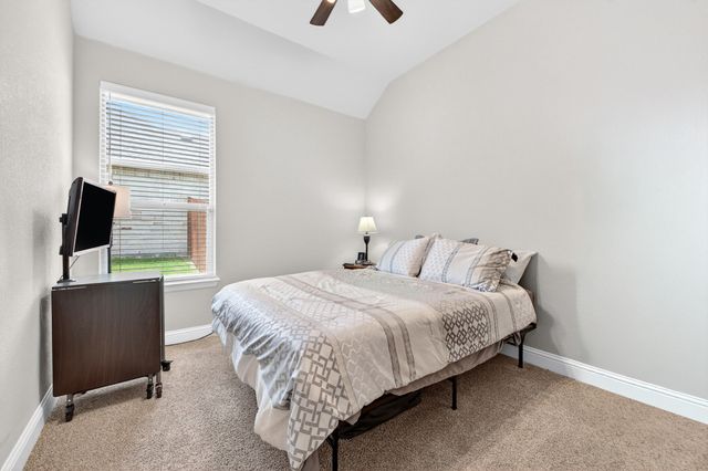 829 Poppie Lane, Midlothian, TX 76065