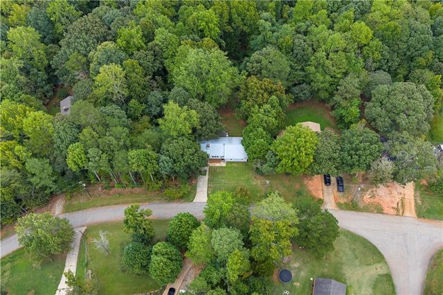 5510 Concord Circle, Gainesville, GA 30507
