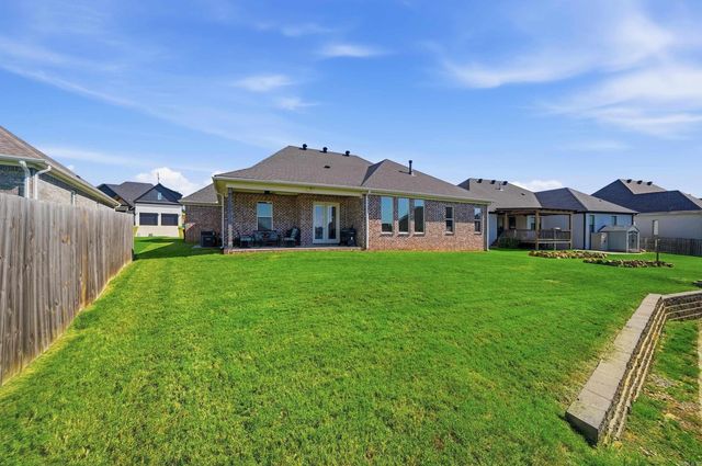 9740 Cliffside Drive, Sherwood, AR 72120