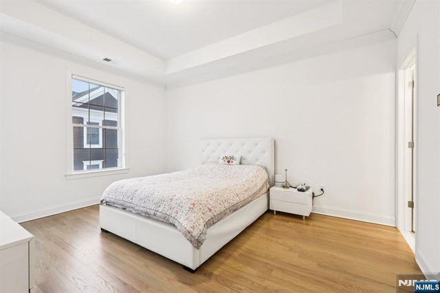 69 Parkside Lane 1203, Teaneck, NJ 07666