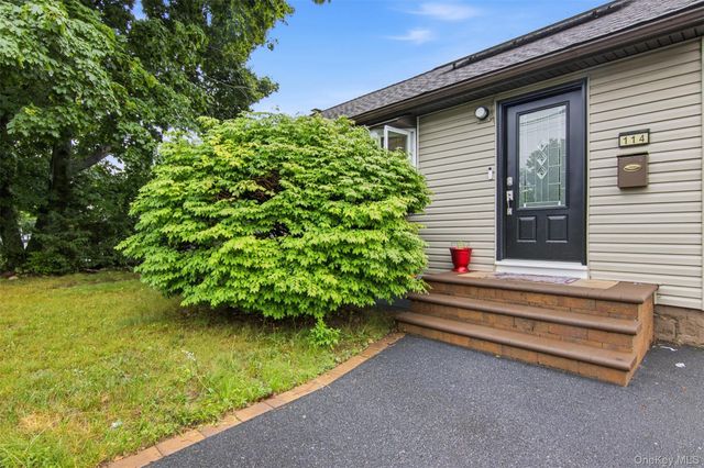 114 Davidson Street, Wyandanch, NY 11798