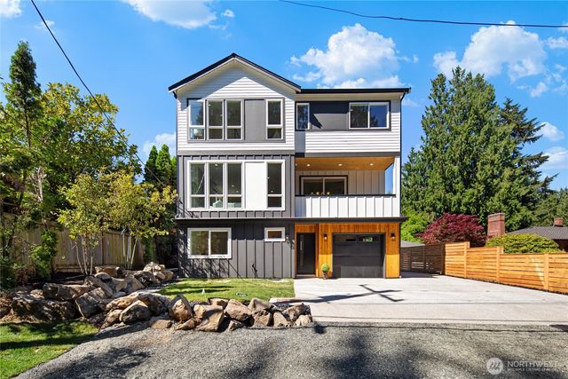 2652 NW 95th Street, Seattle, WA 98117