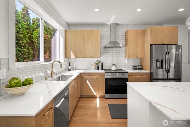 2652 NW 95th Street, Seattle, WA 98117