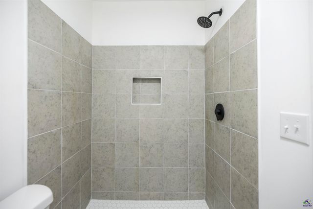 335 Lincoln Avenue, Macon, GA 31201