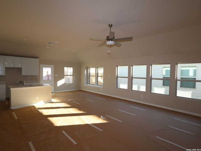 1112 Limestone Ridge, Seguin, TX 78155