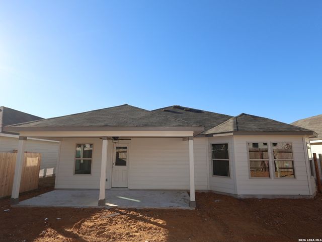 1112 Limestone Ridge, Seguin, TX 78155