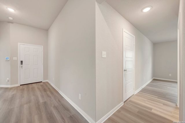 1112 Limestone Ridge, Seguin, TX 78155