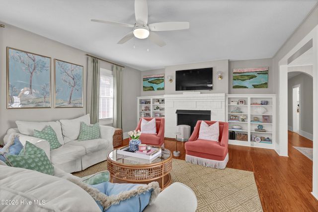 209 Channel Drive N, Wrightsville Beach, NC 28480