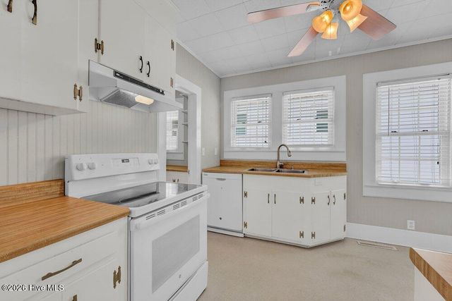 209 Channel Drive N, Wrightsville Beach, NC 28480